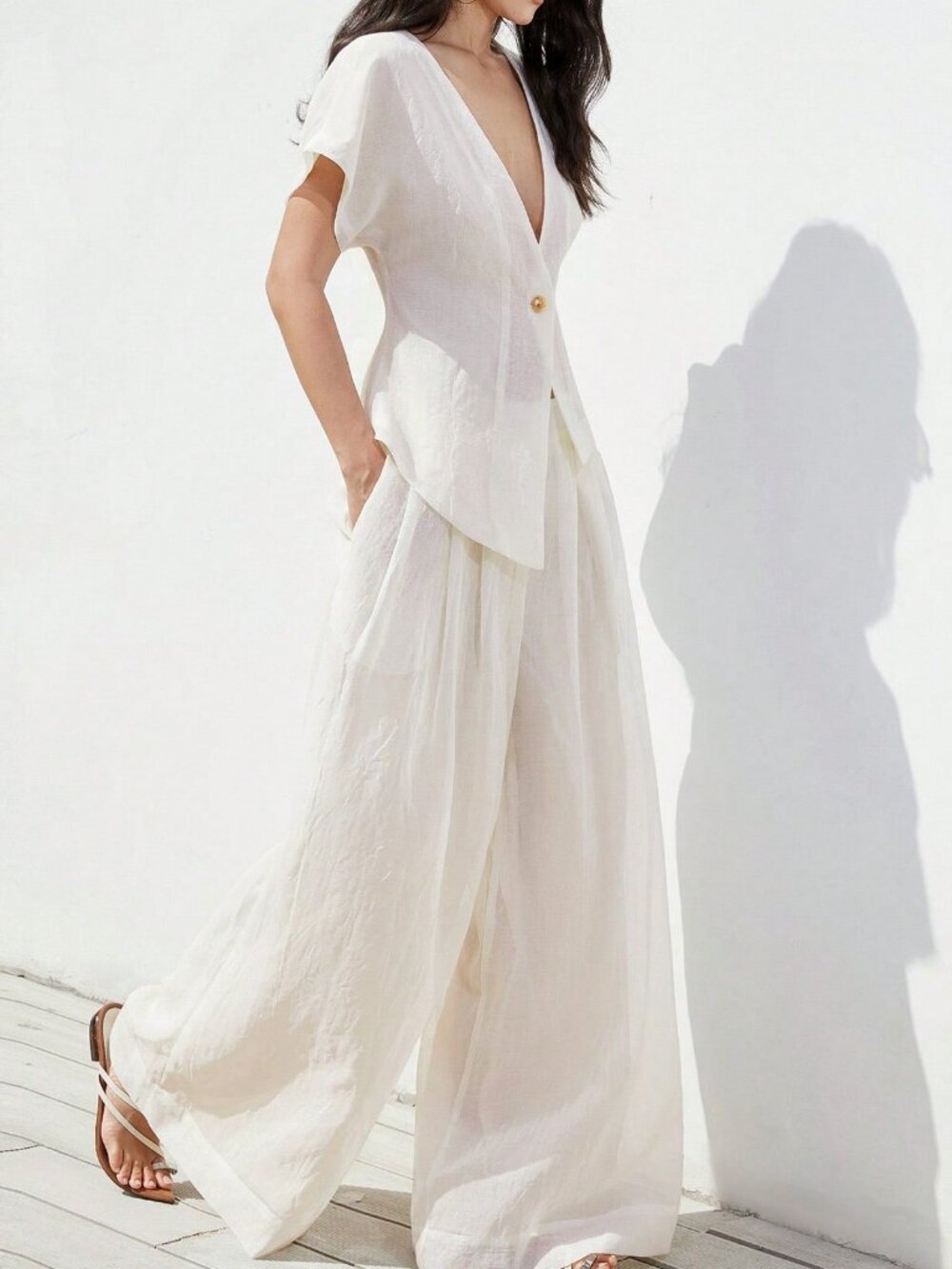 White Casual Women's Wide Leg Pants And Top Two Pieces - Picture 3 of 3